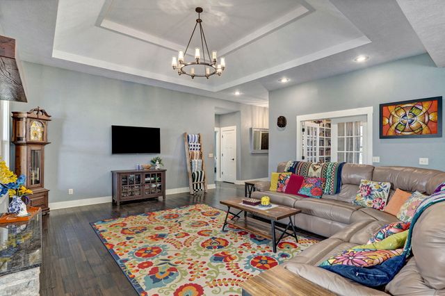 3065 S Somer Lane, Republic, MO 65738