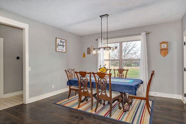 3065 S Somer Lane, Republic, MO 65738