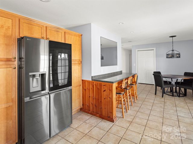 52 Baby Jane Lane, Hendersonville, NC 28792