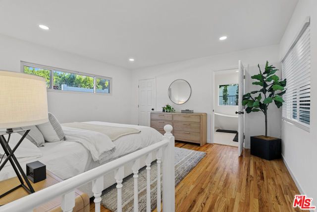 4210 N Sepulveda Boulevard, Sherman Oaks, CA 91403