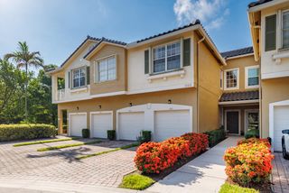 1560 SE Sheffield Terrace 102, Stuart, FL 34994