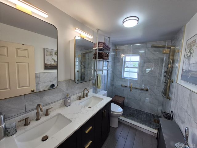 327 E Pine Street, Long Beach, NY 11561