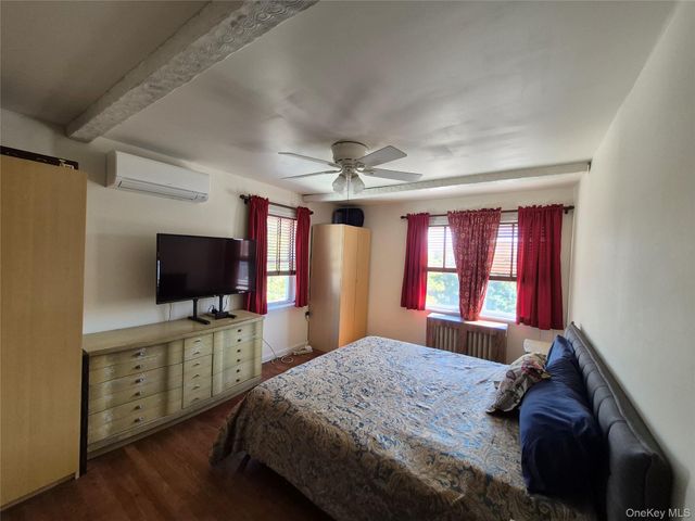 327 E Pine Street, Long Beach, NY 11561