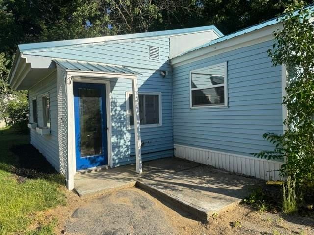 34 Ponderosa Avenue, Nashua, NH 03062