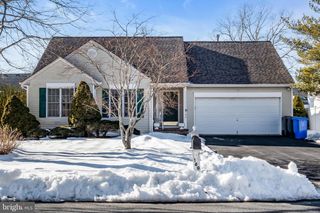 160 SPINNAKER AVE, Manahawkin, NJ 08050