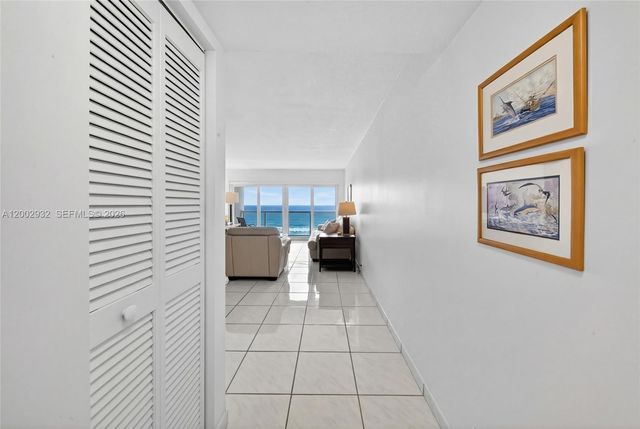 6767 Collins Ave 1609, Miami Beach, FL 33141