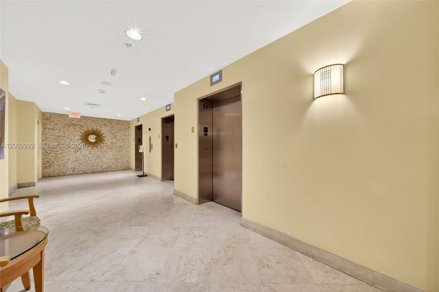 6767 Collins Ave 1609, Miami Beach, FL 33141