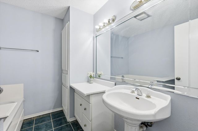 9624 Highland View Drive, Dallas, TX 75238