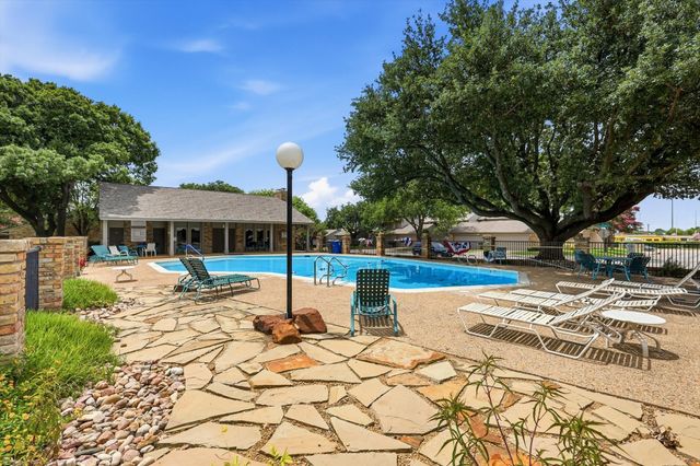 9624 Highland View Drive, Dallas, TX 75238