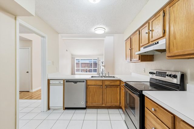 9624 Highland View Drive, Dallas, TX 75238