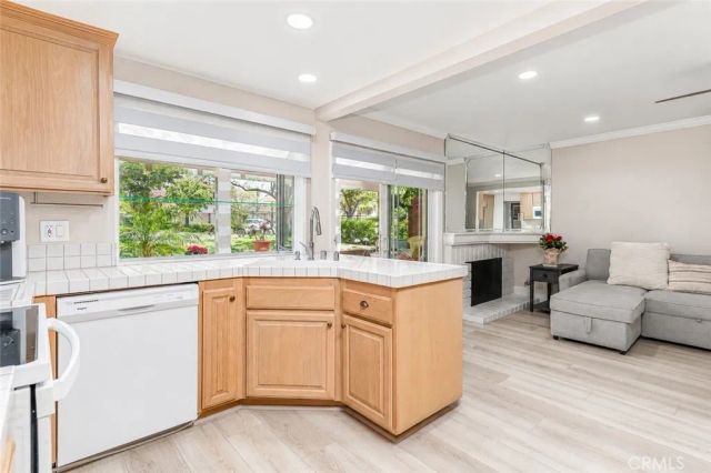 6401 E Nohl Ranch 3, Anaheim, CA 92807