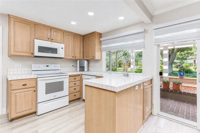 6401 E Nohl Ranch 3, Anaheim, CA 92807