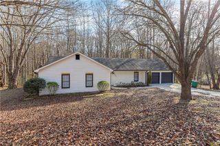 2095 Uniwattee Trail, Dacula, GA 30019