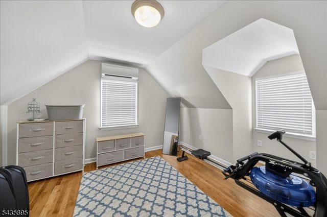 89 Leo St, Edison Twp., NJ 08817