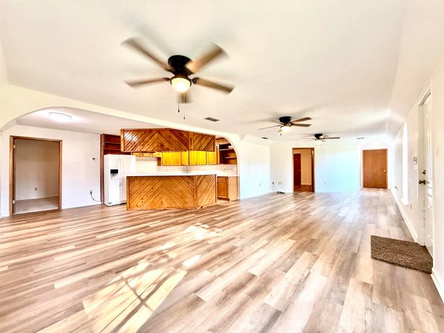 411 FM 2198, Karnack, TX 75661