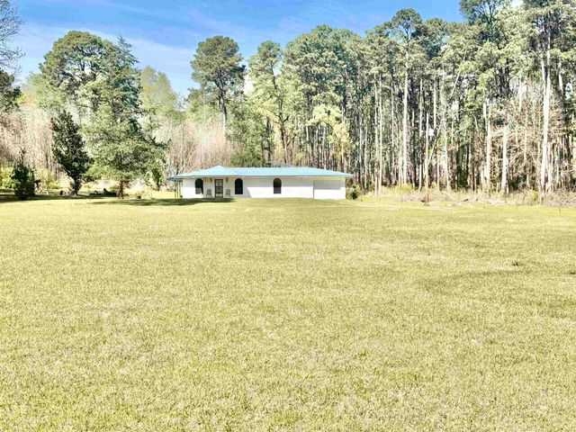 411 FM 2198, Karnack, TX 75661