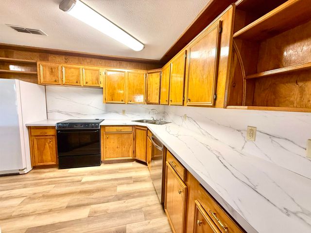 411 FM 2198, Karnack, TX 75661