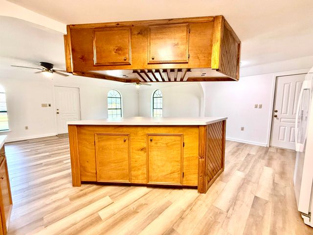 411 FM 2198, Karnack, TX 75661