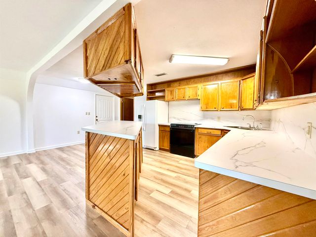 411 FM 2198, Karnack, TX 75661