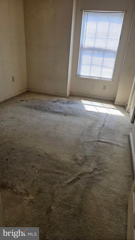 2104 WHISPERING WILLOW CT, Temple Hills, MD 20748