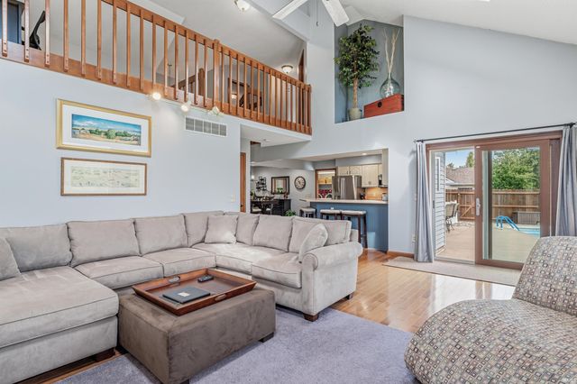 2511 Bluewater Trail, Fort Wayne, IN 46804