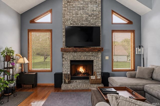 2511 Bluewater Trail, Fort Wayne, IN 46804