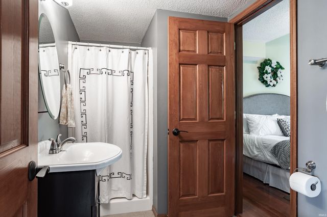 2511 Bluewater Trail, Fort Wayne, IN 46804
