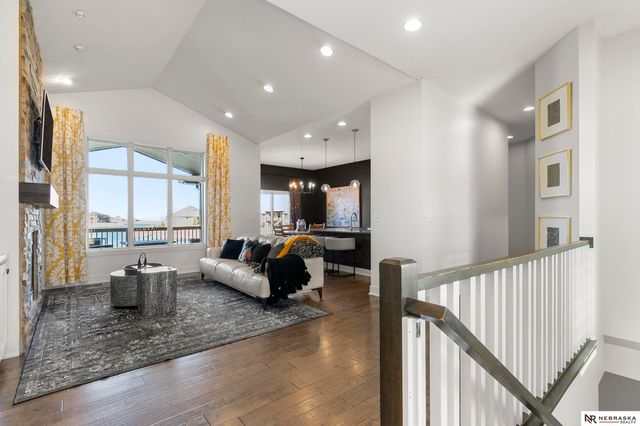 10040 Shore Front Drive, Lincoln, NE 68527