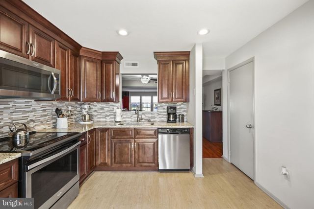 631-B MADISON DR, Monroe Township, NJ 08831