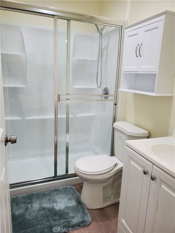 229 W 28th Street, Los Angeles, CA 90007