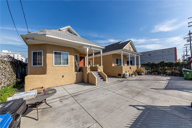 229 W 28th Street, Los Angeles, CA 90007