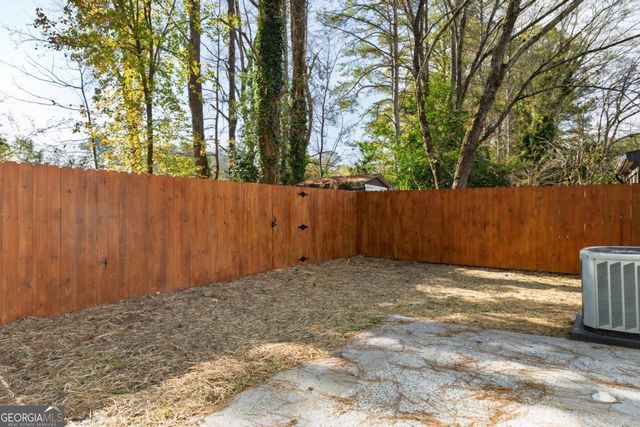 2952 Chipmunk Trail SE, Marietta, GA 30067