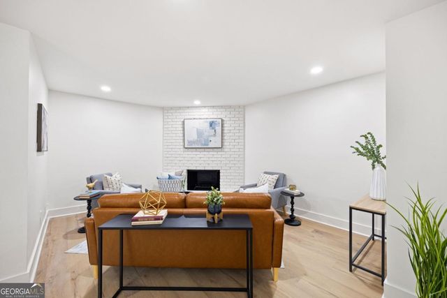 2952 Chipmunk Trail SE, Marietta, GA 30067