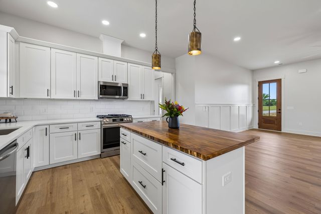 2797 Unionville Rd, Chapel Hill, TN 37034