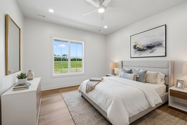 2797 Unionville Rd, Chapel Hill, TN 37034