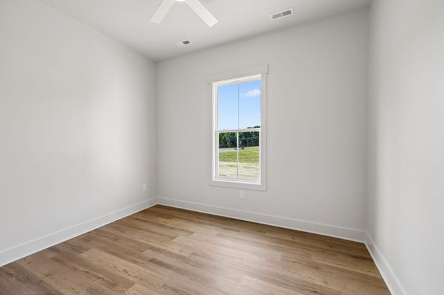 2797 Unionville Rd, Chapel Hill, TN 37034