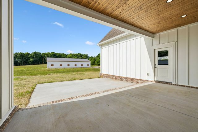 2797 Unionville Rd, Chapel Hill, TN 37034