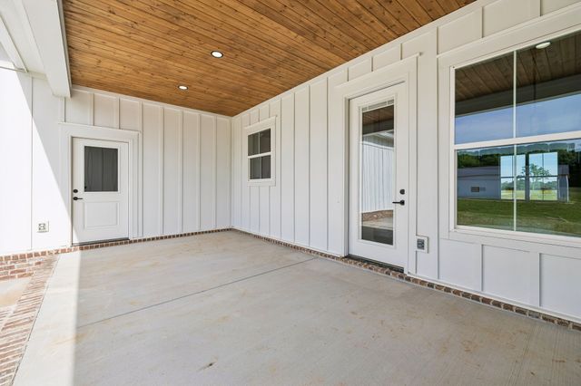2797 Unionville Rd, Chapel Hill, TN 37034