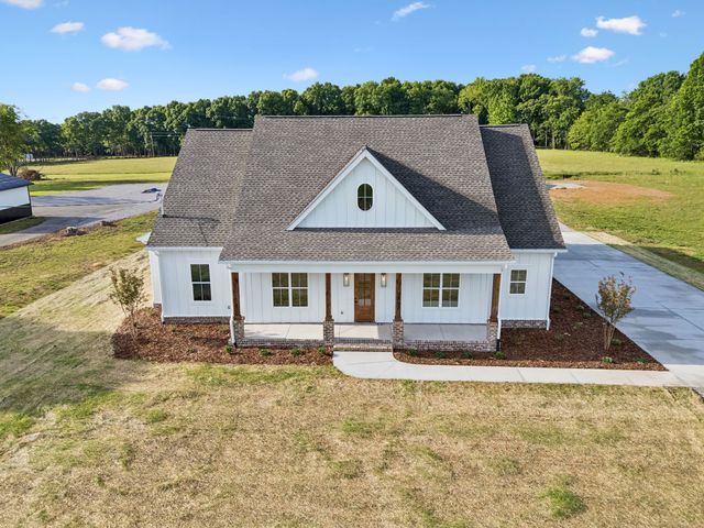 2797 Unionville Rd, Chapel Hill, TN 37034