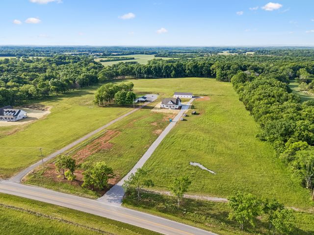 2797 Unionville Rd, Chapel Hill, TN 37034