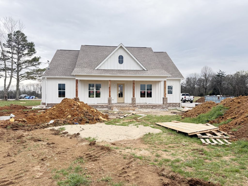 2797 Unionville Rd, Chapel Hill, TN 37034