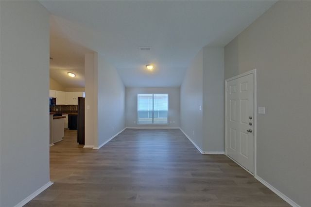 10525 Flamewood Drive, Fort Worth, TX 76140
