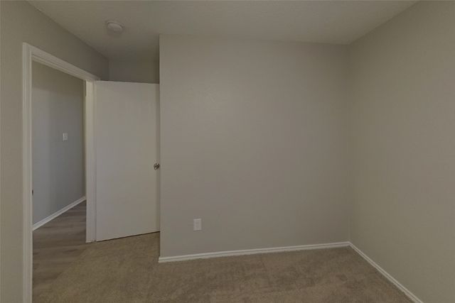 10525 Flamewood Drive, Fort Worth, TX 76140