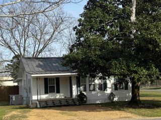 108 S Cypress Street, Poyen, AR 72128