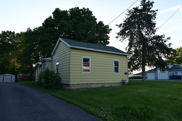 1346 N Division Street, Morris, IL 60450
