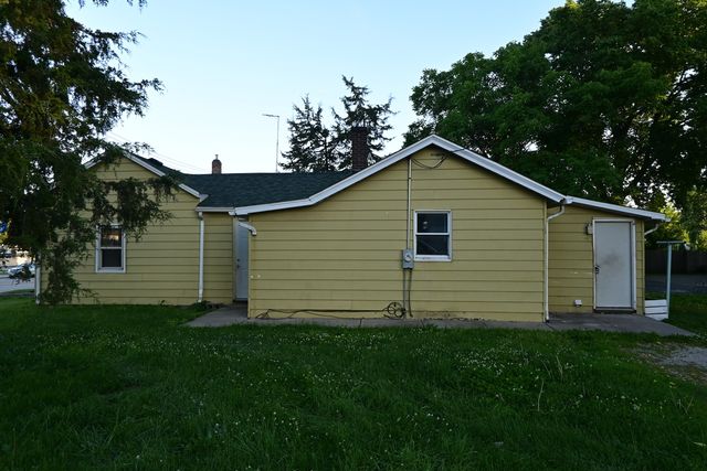 1346 N Division Street, Morris, IL 60450