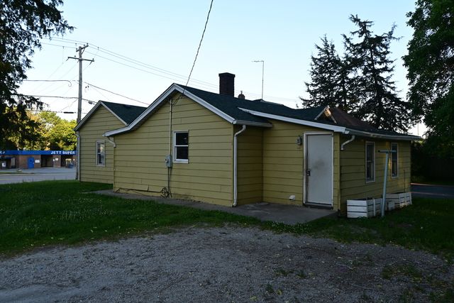 1346 N Division Street, Morris, IL 60450