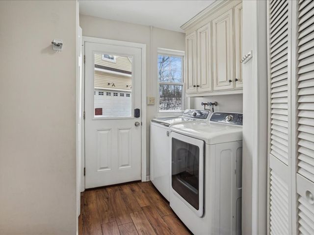 701 Willis Street, Glen Ellyn, IL 60137