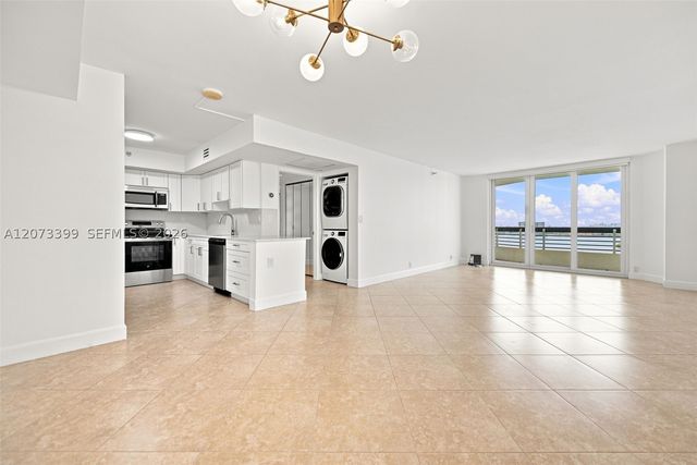 19101 NE 36th Ct 1704, Aventura, FL 33180