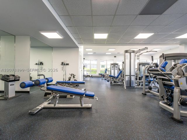 19101 NE 36th Ct 1704, Aventura, FL 33180